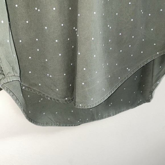 L.L. Bean long sleeve Tencel Lyocell v-neck top - Picture 4 of 6